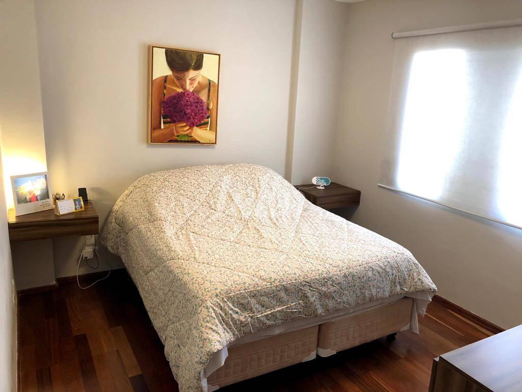 QUARTO SUÍTE de Apartamento à venda, Padrão com 250 m², 3 quartos e 2 vagas em Tatuapé - São Paulo