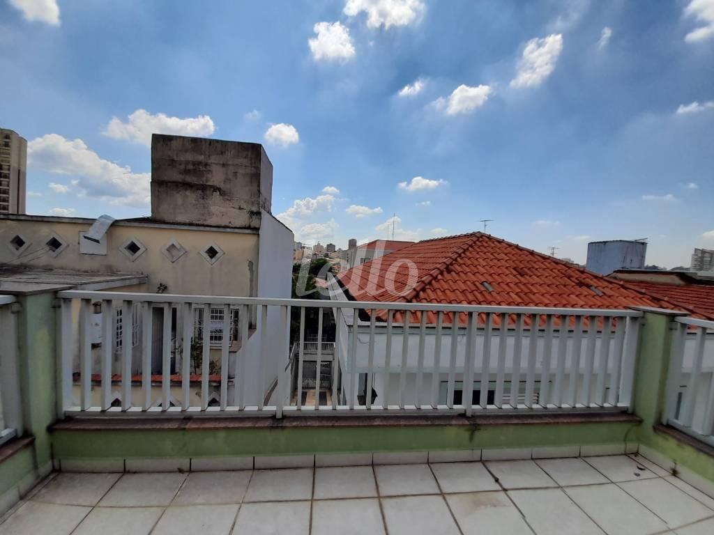 VISTA TERRAÇO de Casa à venda, sobrado com 300 m², 5 quartos e 8 vagas em Jardim São Paulo - São Paulo