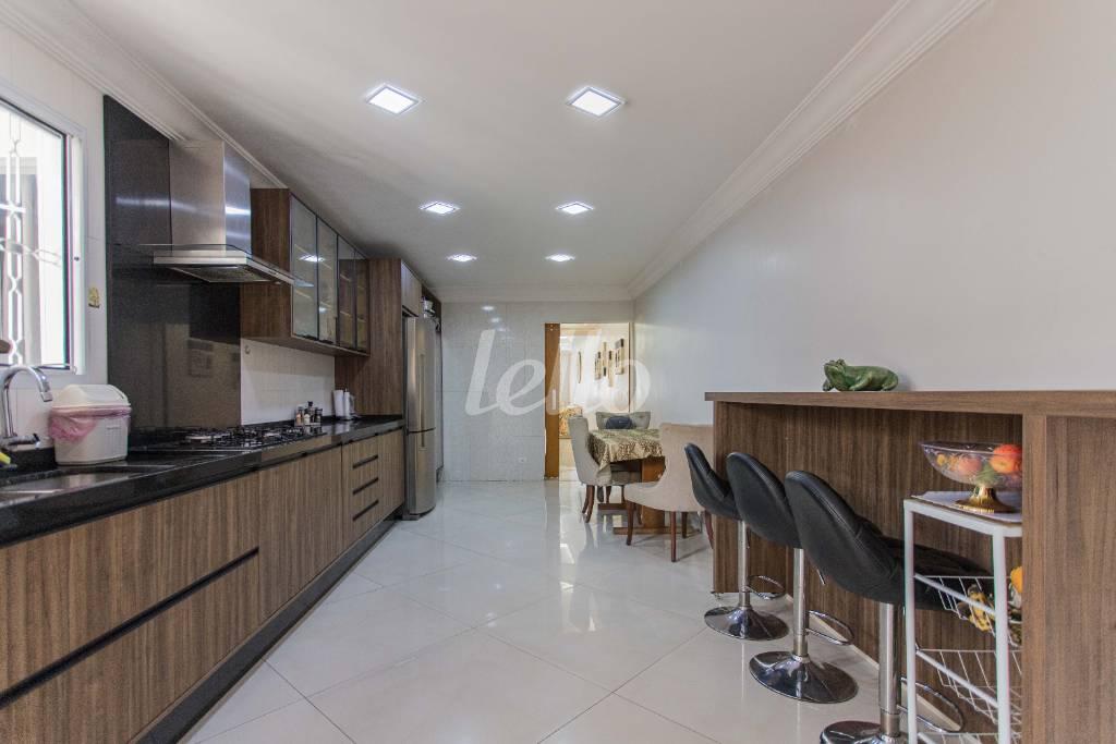COZINHA de Casa à venda, sobrado com 600 m², 4 quartos e 1 vaga em Mooca - São Paulo