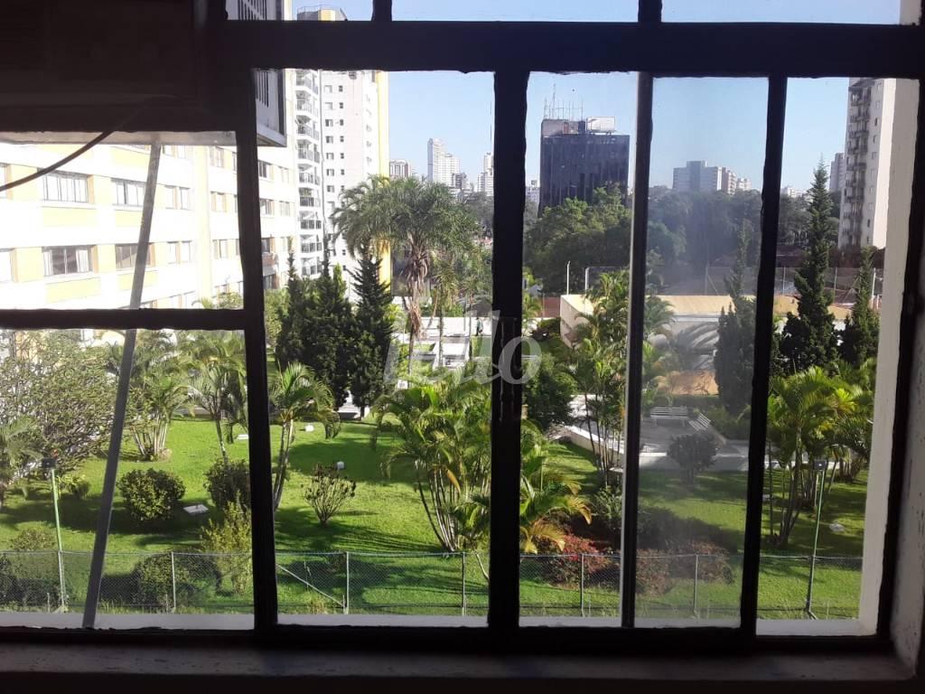 VISTA de Sala / Conjunto para alugar, Padrão com 35 m², e em Pinheiros - São Paulo