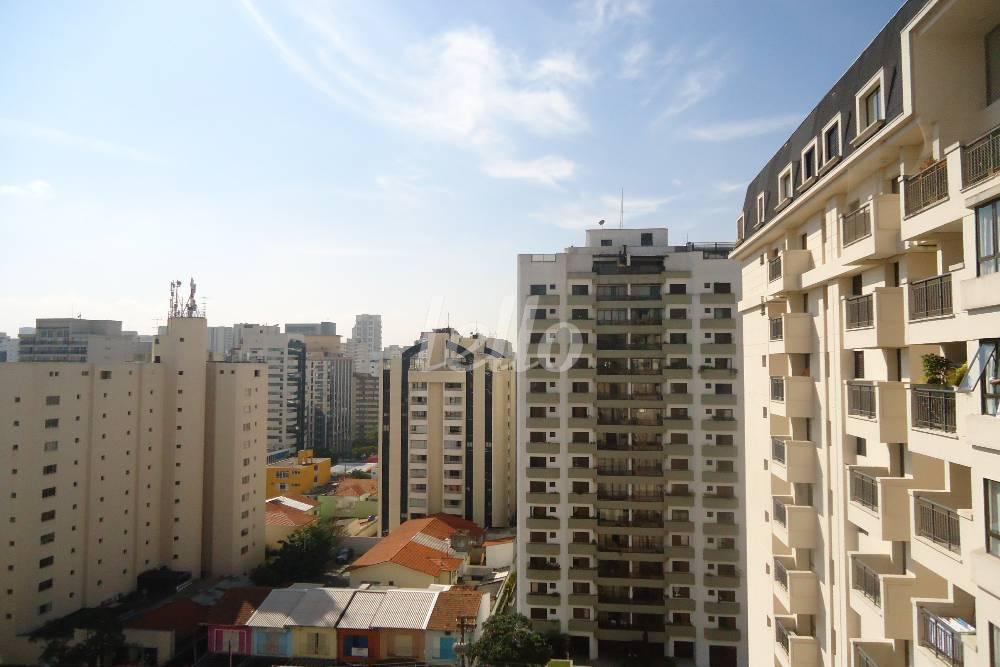 VISTA de Apartamento à venda, Padrão com 187 m², 4 quartos e 3 vagas em Indianópolis - São Paulo