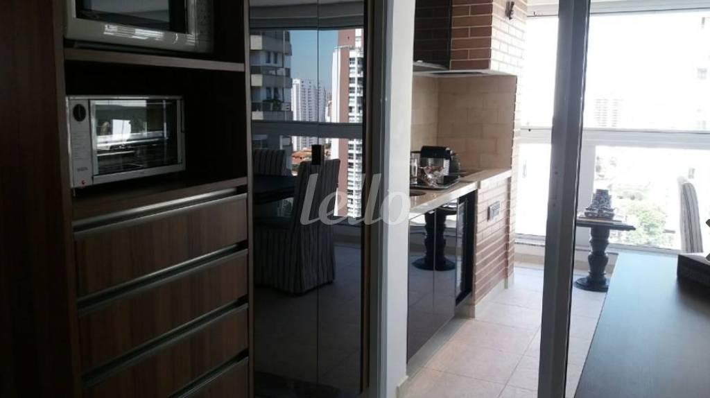 VARANDA GOURMET de Apartamento à venda, Padrão com 128 m², 3 quartos e 4 vagas em Paraíso - São Paulo