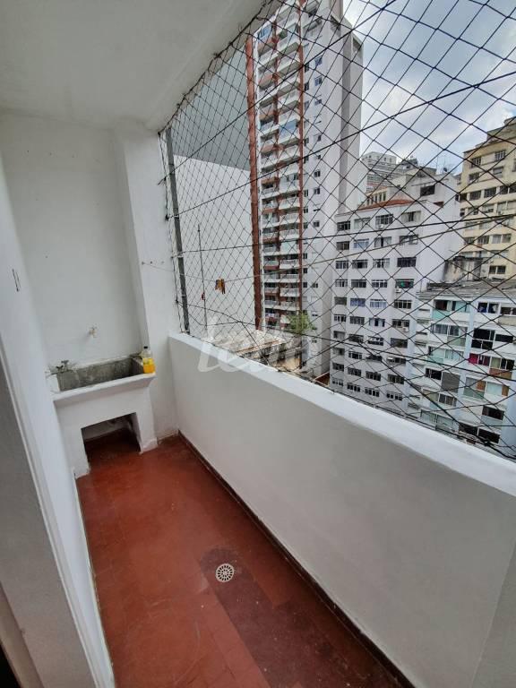 ÁREA DE SERVIÇO de Apartamento à venda, Padrão com 72 m², 1 quarto e em Bela Vista - São Paulo