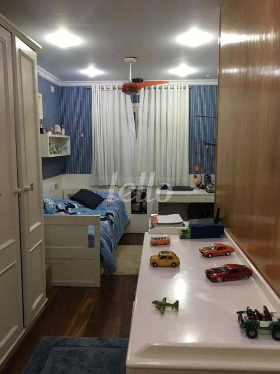 QUARTO de Casa à venda, sobrado com 238 m², 3 quartos e 2 vagas em Planalto Paulista - São Paulo