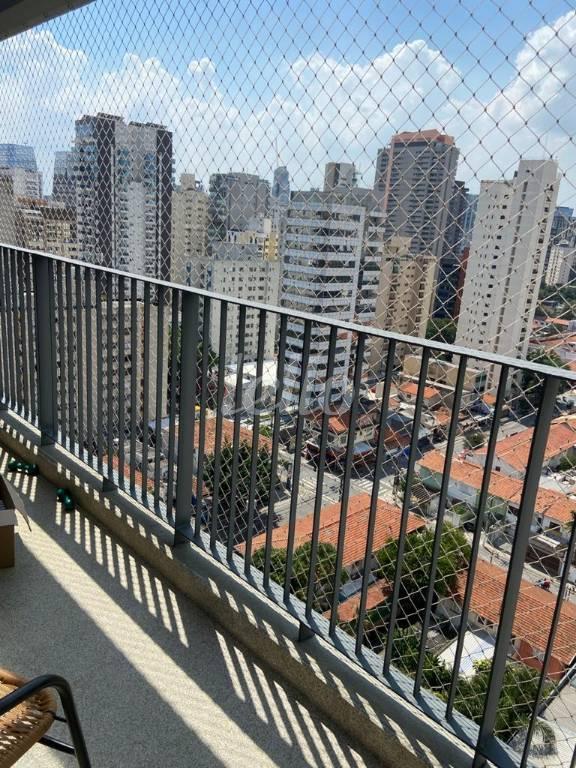 VISTA DA VARANDA de Apartamento à venda, Padrão com 134 m², 1 quarto e 2 vagas em Vila Olímpia - São Paulo