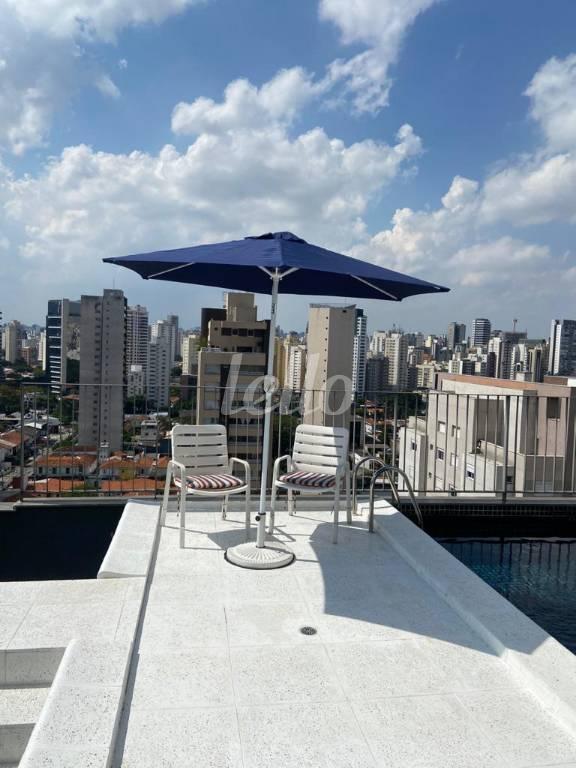PISCINA de Apartamento à venda, Padrão com 134 m², 1 quarto e 2 vagas em Vila Olímpia - São Paulo