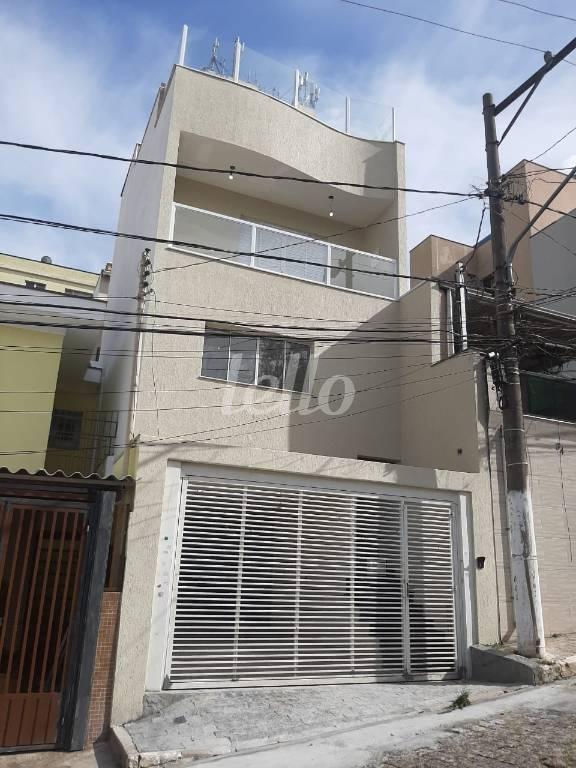 FACHADA de Casa à venda, sobrado com 219 m², 3 quartos e 5 vagas em Tatuapé - São Paulo