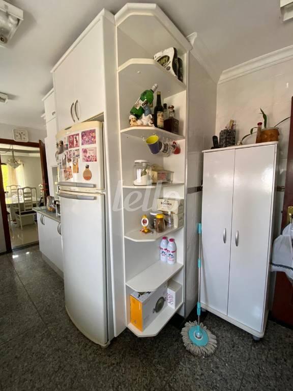 COZINHA de Apartamento à venda, Padrão com 140 m², 5 quartos e 2 vagas em Vila Gomes Cardim - São Paulo