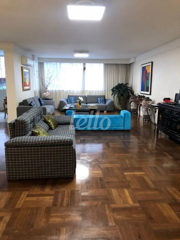 SALA de Apartamento à venda, Padrão com 382 m², 4 quartos e 2 vagas em Jardim Paulista - São Paulo