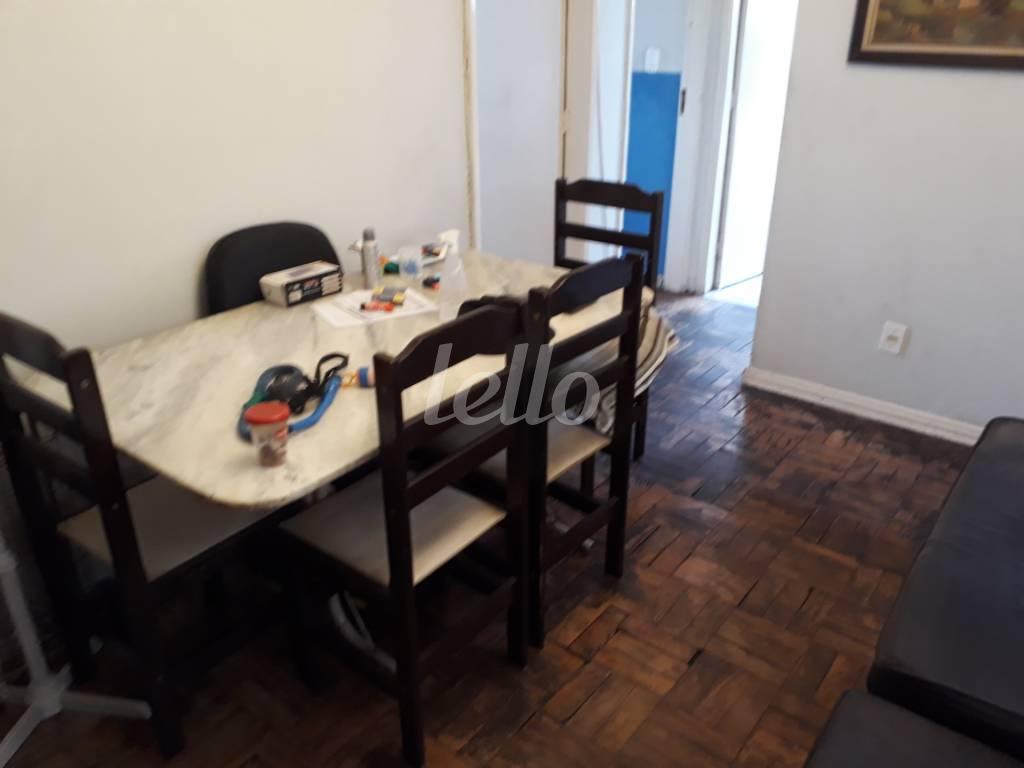 SALA de Apartamento à venda, Padrão com 47 m², 2 quartos e 1 vaga em Bela Vista - São Paulo