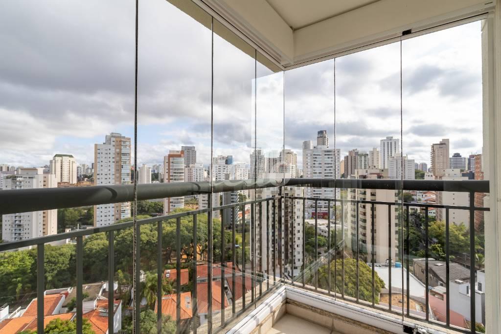 VARANDA SUÍTE 2 de Apartamento à venda, Padrão com 216 m², 4 quartos e 4 vagas em Jardim Vila Mariana - São Paulo