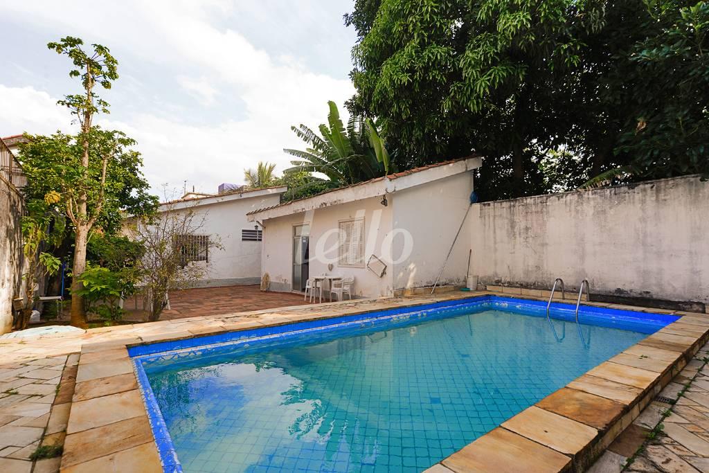 PISCINA de Casa à venda, sobrado com 250 m², 3 quartos e 7 vagas em Mirandopolis - São Paulo