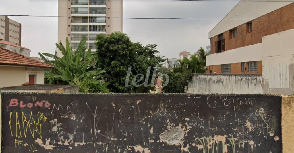 FRENTE DO TERRENO de Área / Terreno à venda, Padrão com 600 m², e em Vila Prudente - São Paulo