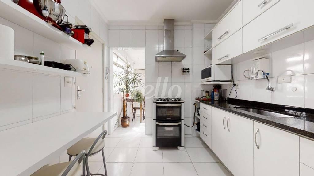 COZINHA de Apartamento à venda, Padrão com 95 m², 3 quartos e 1 vaga em Vila Clementino - São Paulo