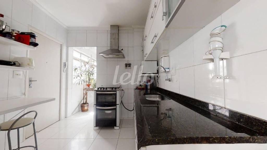 COZINHA de Apartamento à venda, Padrão com 95 m², 3 quartos e 1 vaga em Vila Clementino - São Paulo