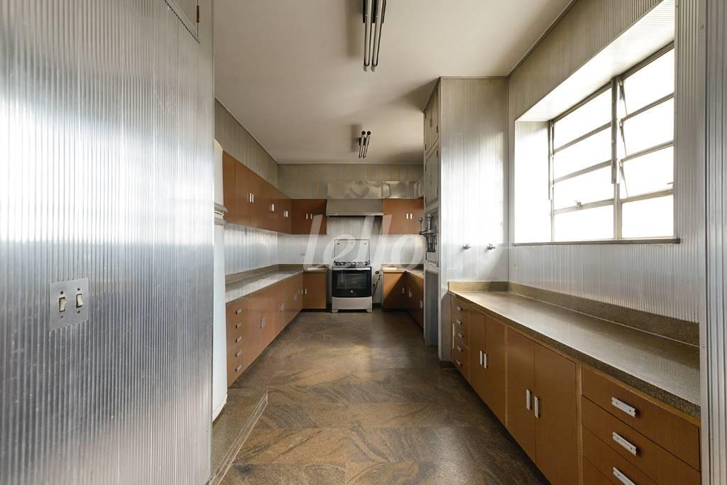 COZINHA de Apartamento à venda, Padrão com 612 m², 4 quartos e 3 vagas em Bela Vista - São Paulo