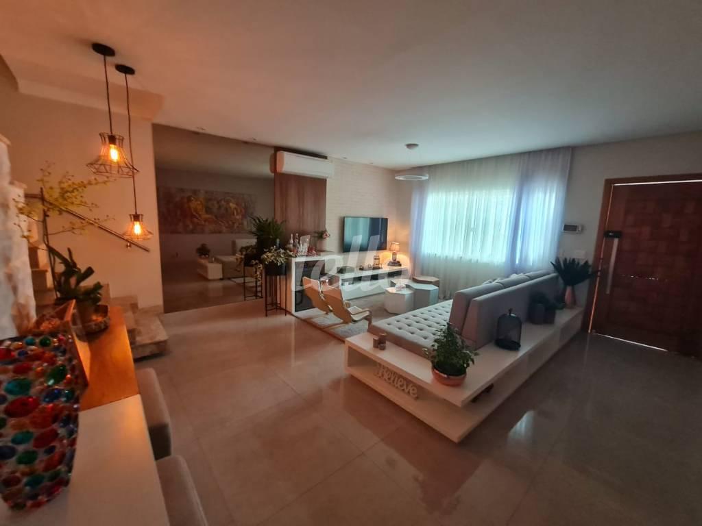 LIVING de Casa à venda, sobrado com 150 m², 3 quartos e 2 vagas em Saúde - São Paulo