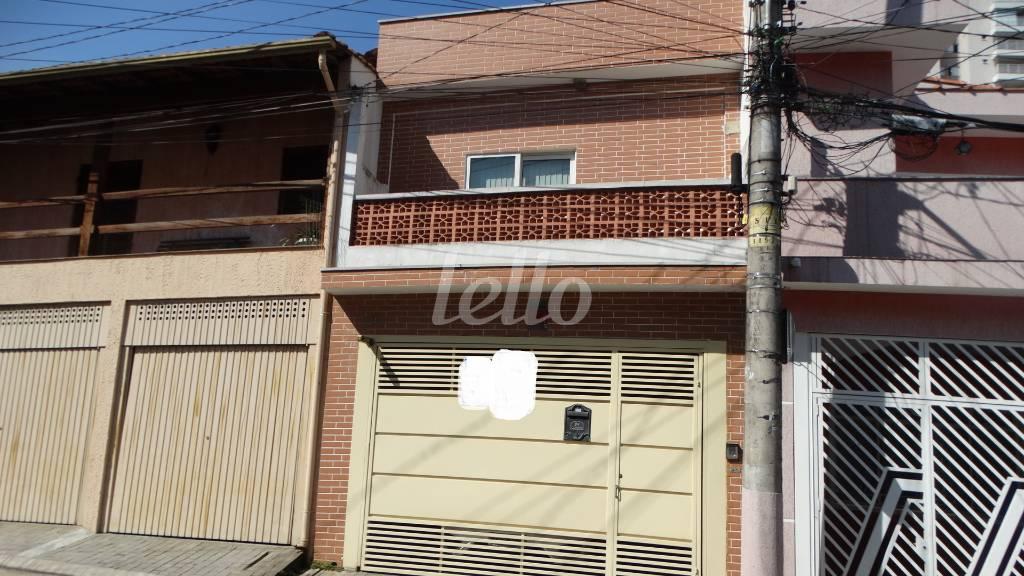 FACHADA de Casa para alugar, sobrado com 189 m², e 1 vaga em Parada Inglesa - São Paulo