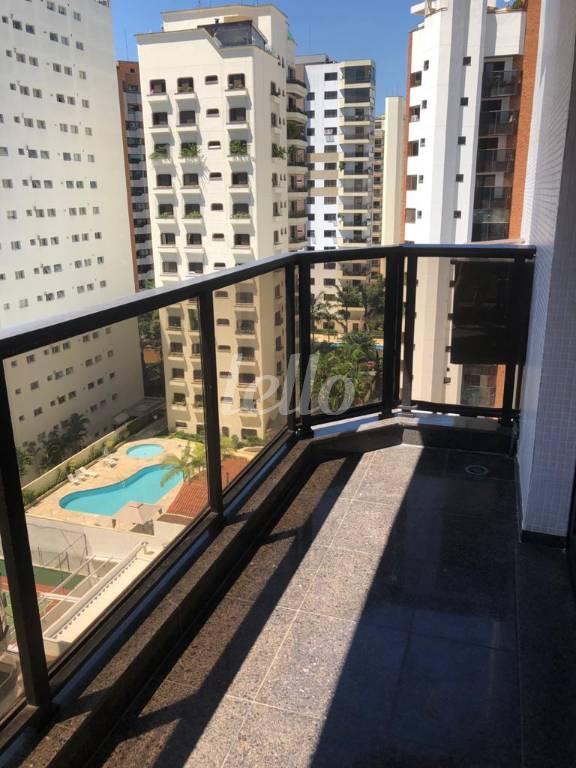 VARANDA de Apartamento à venda, Padrão com 215 m², 4 quartos e 4 vagas em Tatuapé - São Paulo