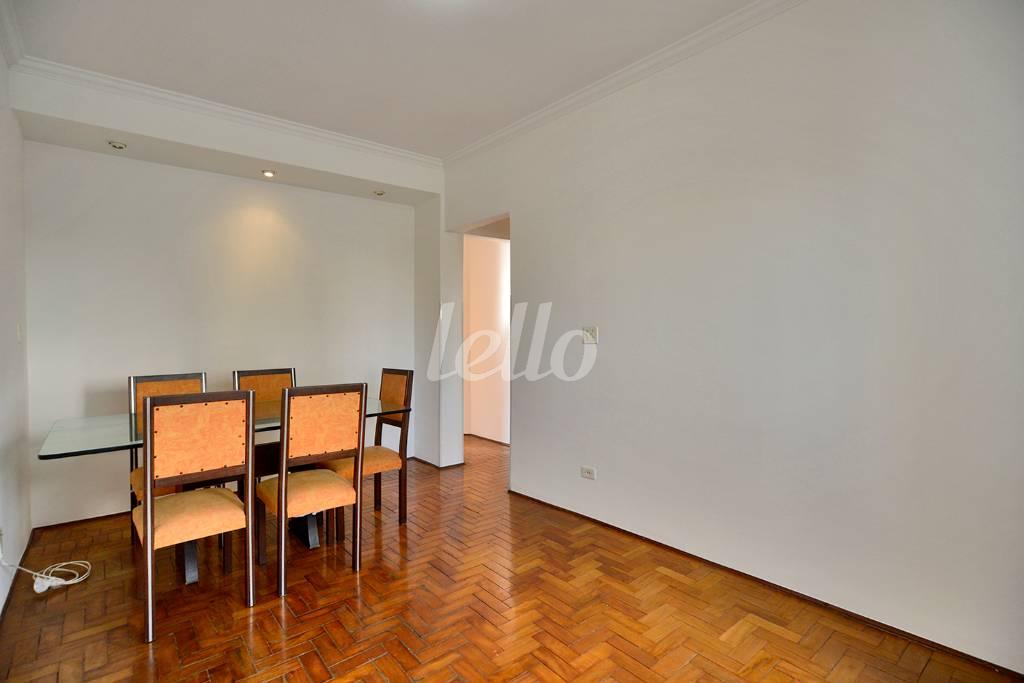 SALA DOIS AMBIENTES de Apartamento à venda, Padrão com 76 m², 3 quartos e em Vila Clementino - São Paulo