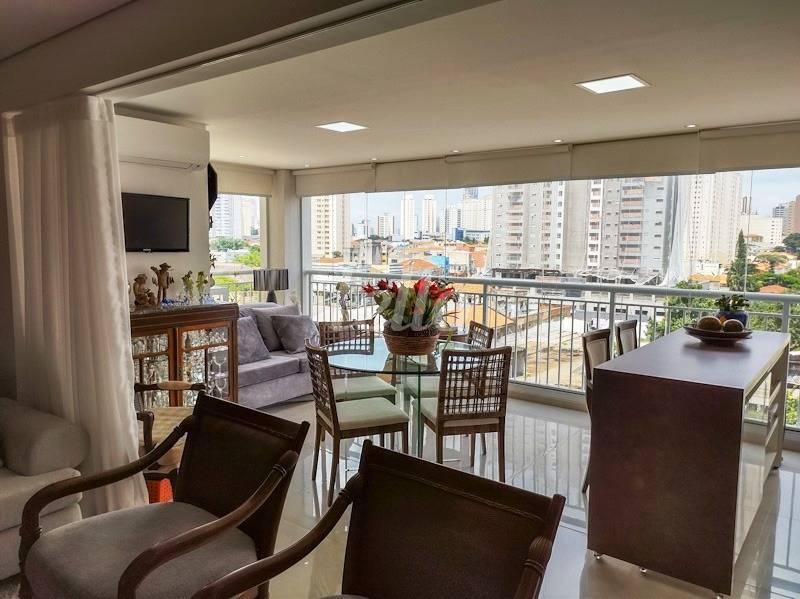 VARANDA GOURMET de Apartamento à venda, Padrão com 102 m², 2 quartos e 2 vagas em Parque São Jorge - São Paulo