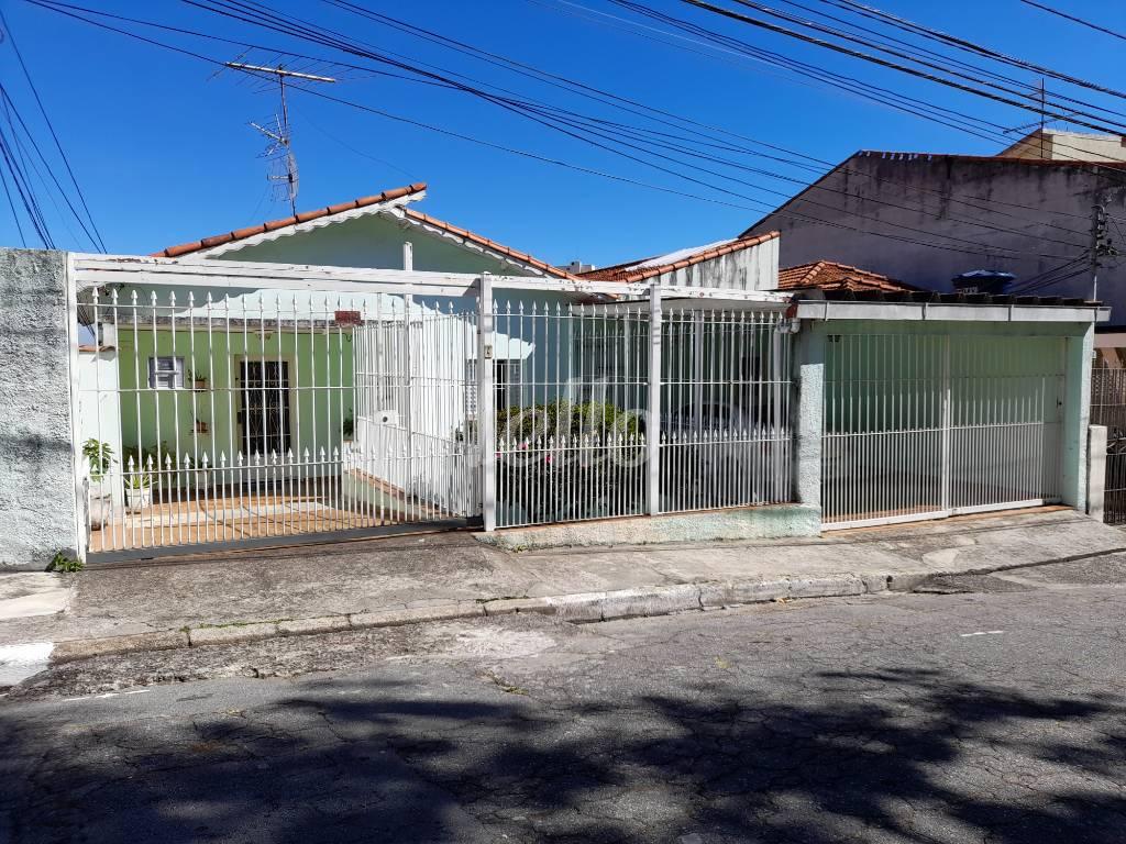 FACHADA de Casa à venda, de vila - térrea com 200 m², 4 quartos e 3 vagas em Vila Maria Alta - São Paulo
