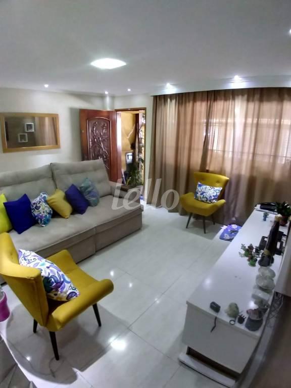 SALA DE ESTAR de Casa à venda, sobrado com 122 m², 3 quartos e 2 vagas em Vila Celeste - São Paulo
