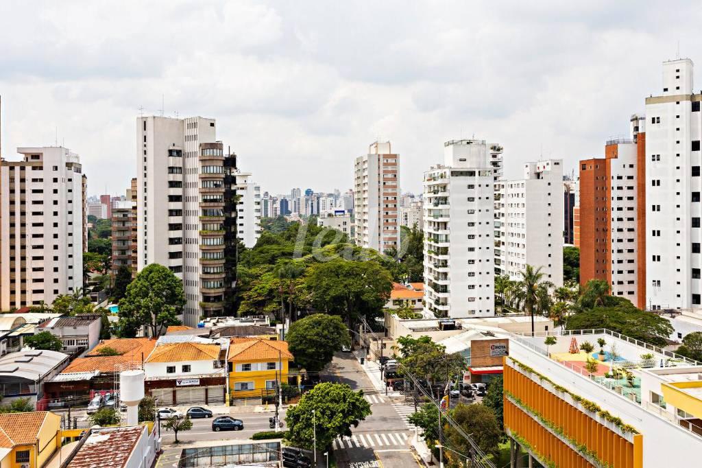 VISTA de Apartamento à venda, Padrão com 210 m², 3 quartos e 3 vagas em Brooklin Paulista - São Paulo