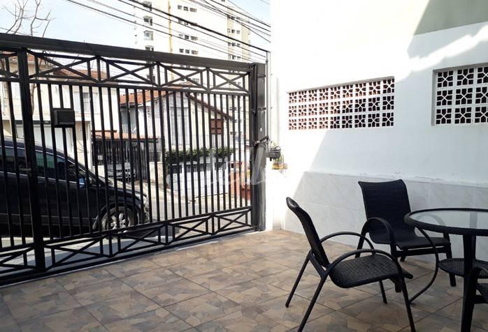 GARAGEM de Casa à venda, assobradada com 80 m², 2 quartos e 2 vagas em Vila Dom Pedro I - São Paulo