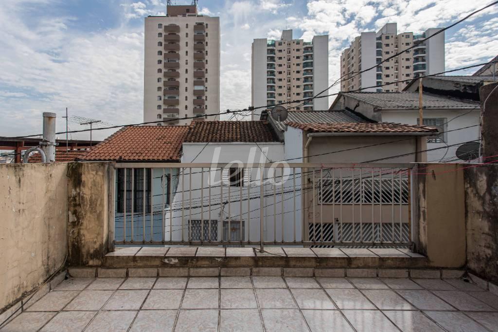 VARANDA DORMITÓRIO 1 de Casa à venda, sobrado com 70 m², 2 quartos e em Vila Prudente - São Paulo