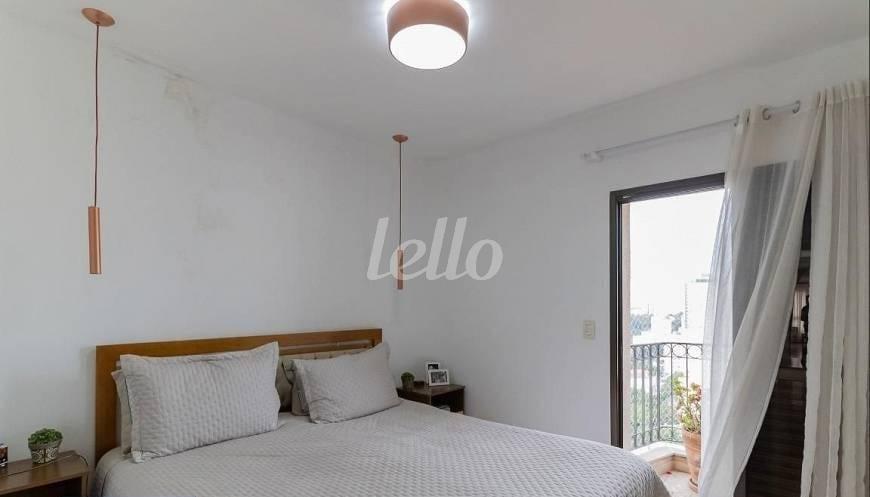 SUÍTE de Apartamento à venda, cobertura - Padrão com 360 m², 4 quartos e 3 vagas em Paraíso - São Paulo