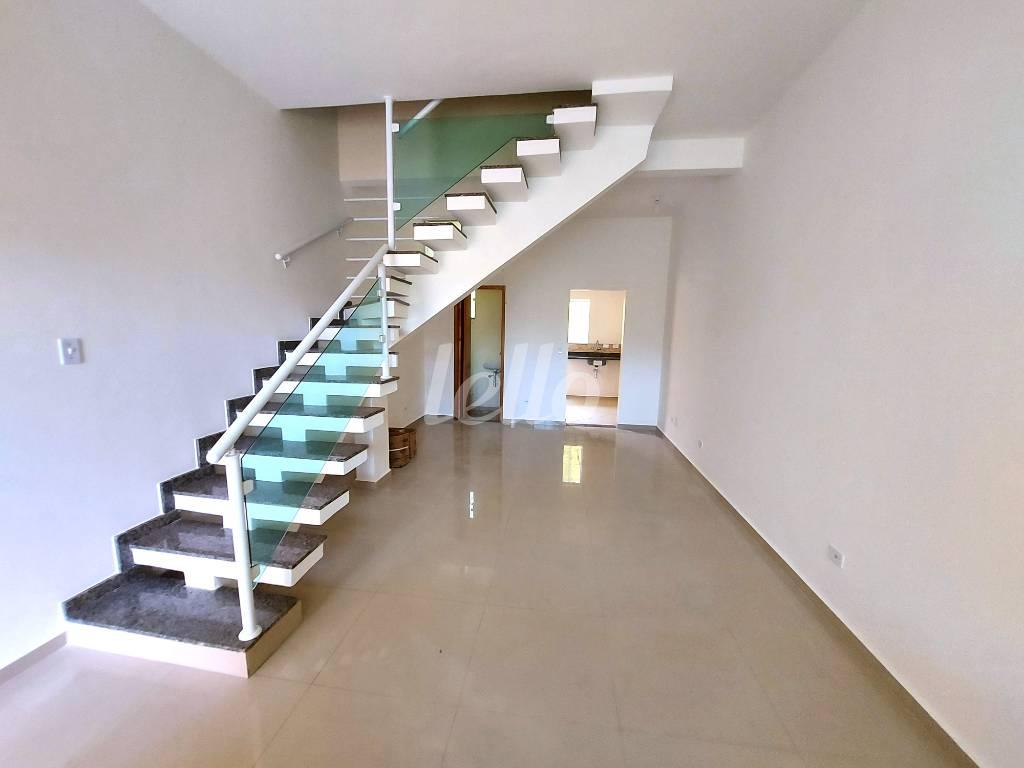 SALA de Casa à venda, sobrado com 73 m², 3 quartos e 2 vagas em Vila Carrão - São Paulo