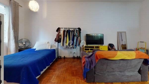 DORMITÓRIO de Apartamento à venda, Padrão com 38 m², 1 quarto e em Centro - São Paulo