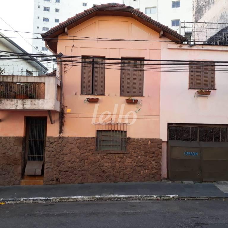 FACHADA de Casa à venda, sobrado com 90 m², 3 quartos e 1 vaga em Cambuci - São Paulo
