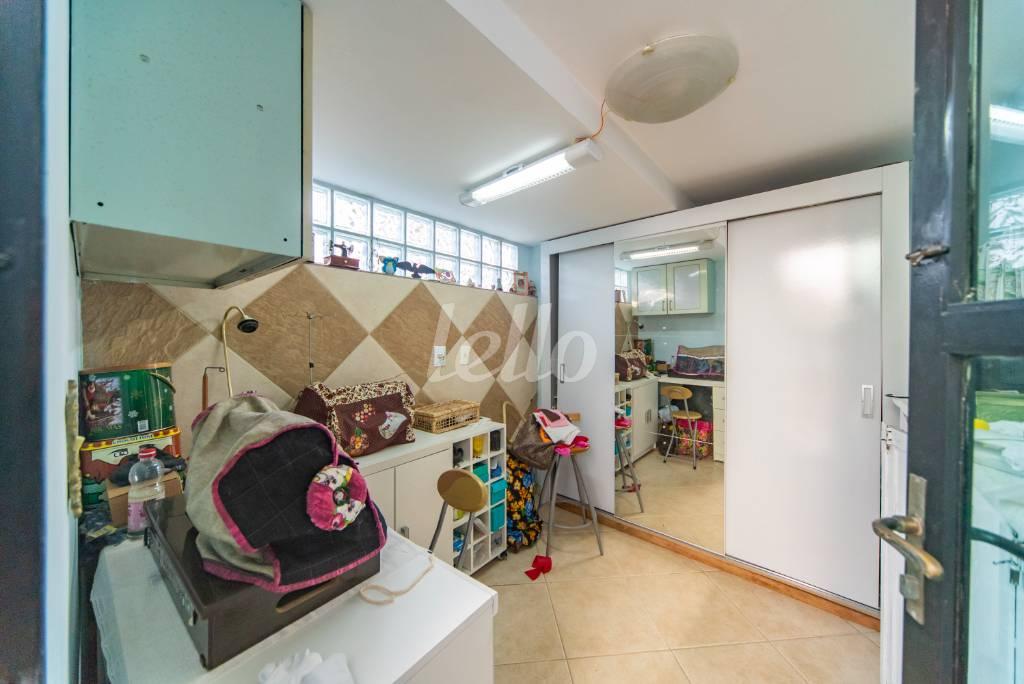 ATELIE de Casa à venda, sobrado com 279 m², 3 quartos e 10 vagas em Osvaldo Cruz - São Caetano do Sul