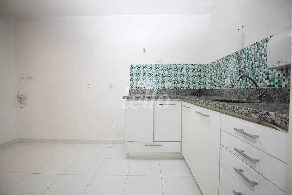 COPA 1 de Sala / Conjunto para alugar, Padrão com 156 m², e 2 vagas em Centro - São Paulo