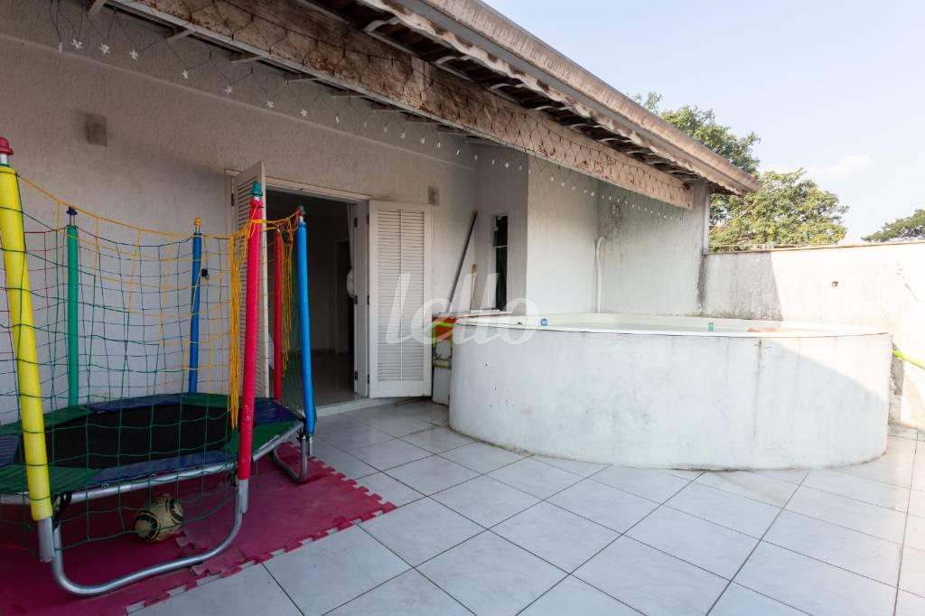 TERRAÇO de Casa à venda, sobrado com 250 m², 3 quartos e 2 vagas em Vila Florida - São Bernardo do Campo