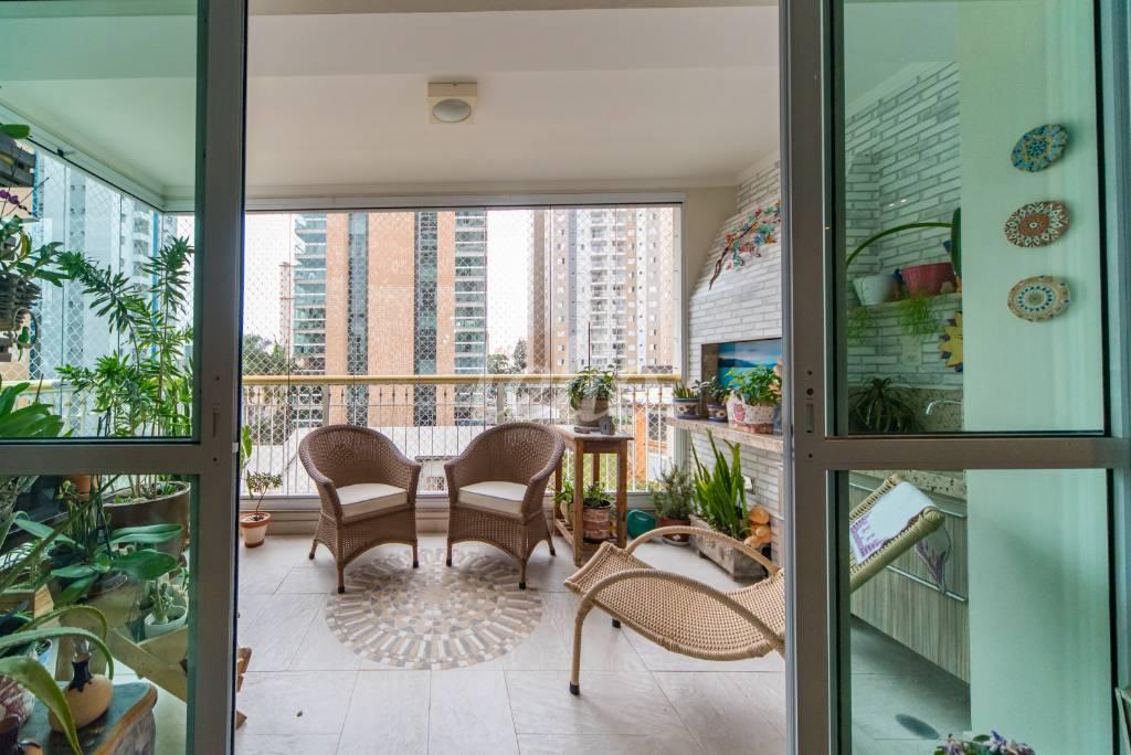 VARANDA de Apartamento à venda, Padrão com 190 m², 3 quartos e 3 vagas em Campestre - Santo André