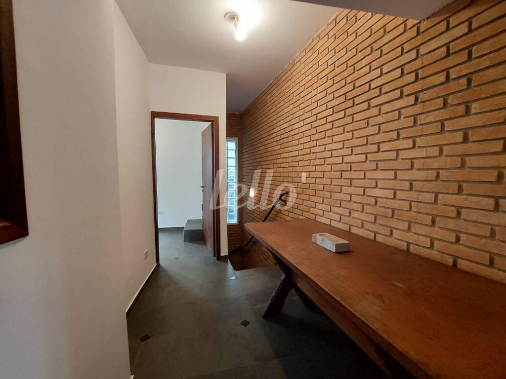 EDICULA de Casa à venda, sobrado com 390 m², 6 quartos e 5 vagas em Tatuapé - São Paulo