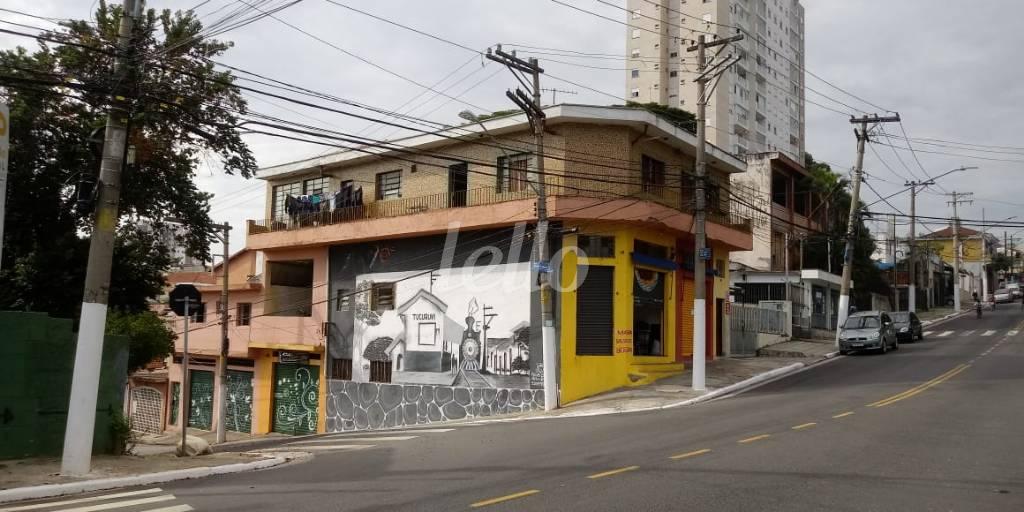 VISTA LATERAL de Prédio Comercial à venda, Monousuário com 400 m², e em Parque Vitória - São Paulo