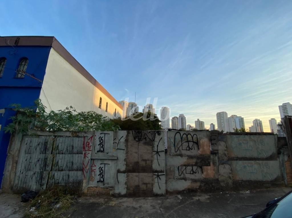 TERRENO de Área / Terreno à venda, Padrão com 208 m², e em Tatuapé - São Paulo