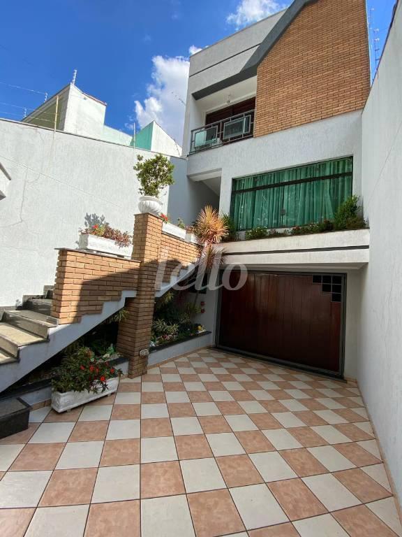 FACHADA de Casa à venda, sobrado com 300 m², 4 quartos e 5 vagas em Vila Formosa - São Paulo