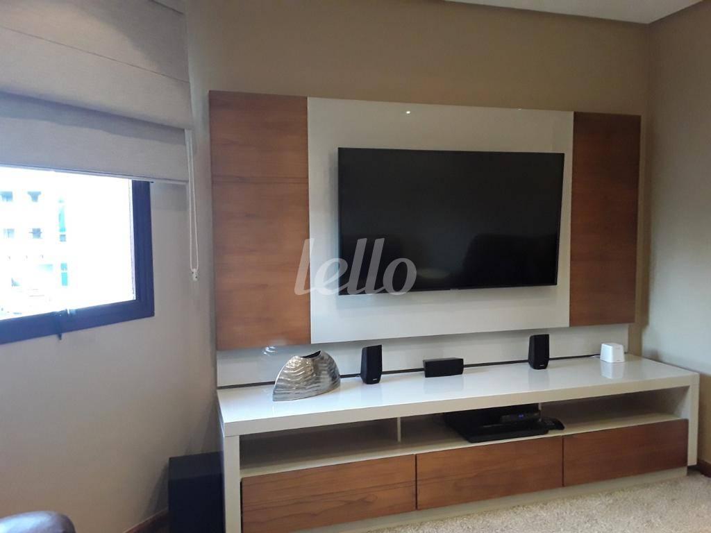 SALA DE TV de Apartamento à venda, Padrão com 270 m², 3 quartos e 4 vagas em Jardim Avelino - São Paulo