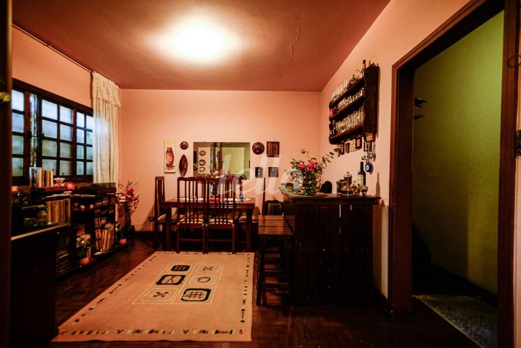 SALA DOIS AMBIENTES de Casa à venda, sobrado com 127 m², 2 quartos e 2 vagas em Mirandopolis - São Paulo