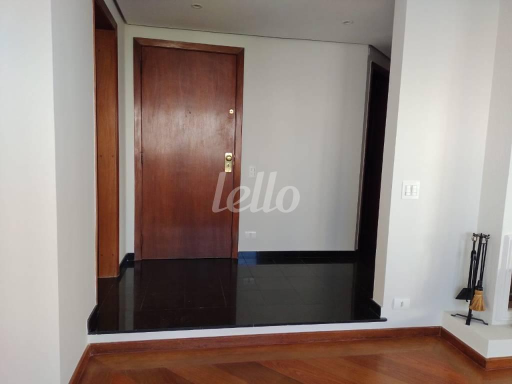 ENTRADA de Apartamento à venda, Padrão com 155 m², 3 quartos e 3 vagas em Saúde - São Paulo