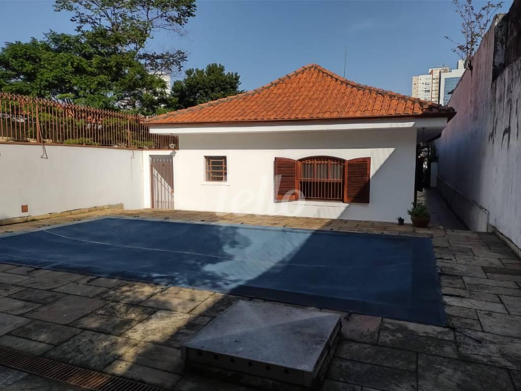 PISCINA de Casa à venda, térrea com 255 m², 2 quartos e 2 vagas em Vila da Saúde - São Paulo