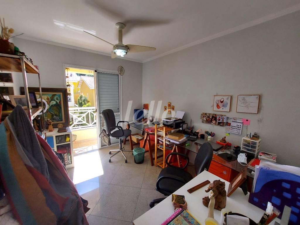 DORMITÓRIO - 4 de Casa à venda, em condomínio - sobrado com 180 m², 4 quartos e 3 vagas em Vila Carrão - São Paulo