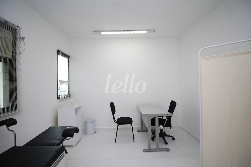 SALA 3 de Sala / Conjunto para alugar, Padrão com 60 m², e 2 vagas em Vila Mariana - São Paulo