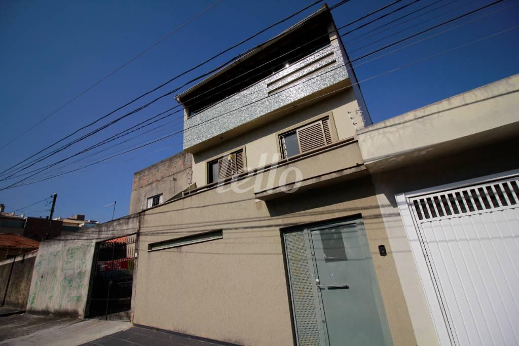 FACHADA de Casa à venda, sobrado com 410 m², 4 quartos e 8 vagas em Vila Aricanduva - São Paulo