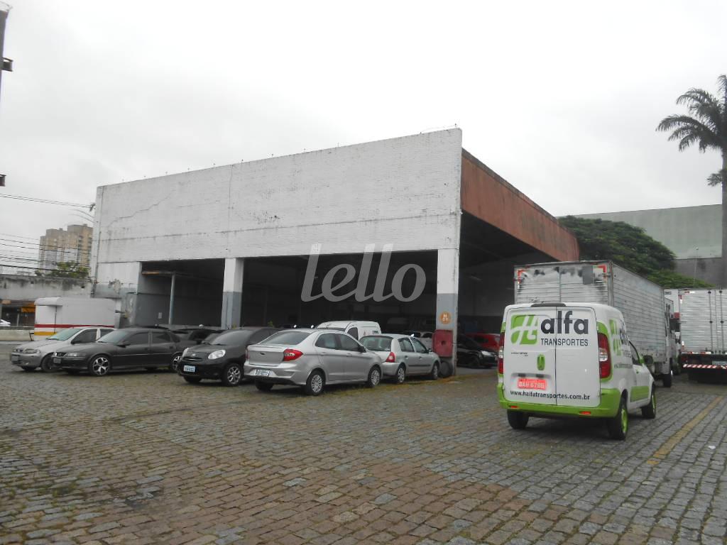 FACHADA INTERNA de Prédio Comercial para alugar, Monousuário com 2771 m², e 50 vagas em Limão - São Paulo